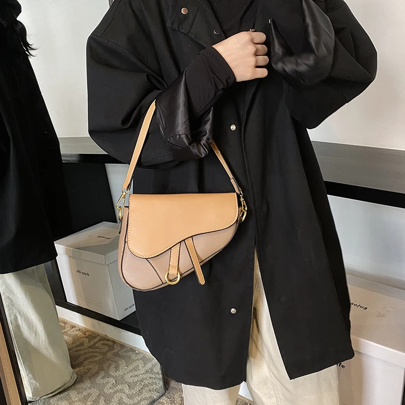 Women's Shoulder Bag Leather Crossbody, Fashionable and Practical, Classic Elegant Luxury Brand Design
Women's Shoulder Bag Leather Crossbody, Fashionable and Practical, Classic Elegant Luxury Brand Design