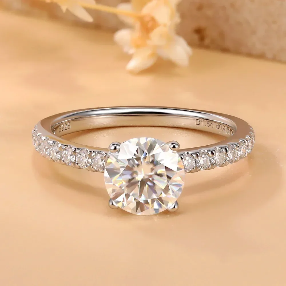 M-JAJA 1.5ct Moissanite Engagement Ring for Women S925 Sterling Silver Promise Ring Round Cut Diamond Wedding Band Fine Jewelry
M-JAJA 1.5ct Moissanite Engagement Ring for Women S925 Sterling Silver Promise Ring Round Cut Diamond Wedding Band Fine Jewelry
