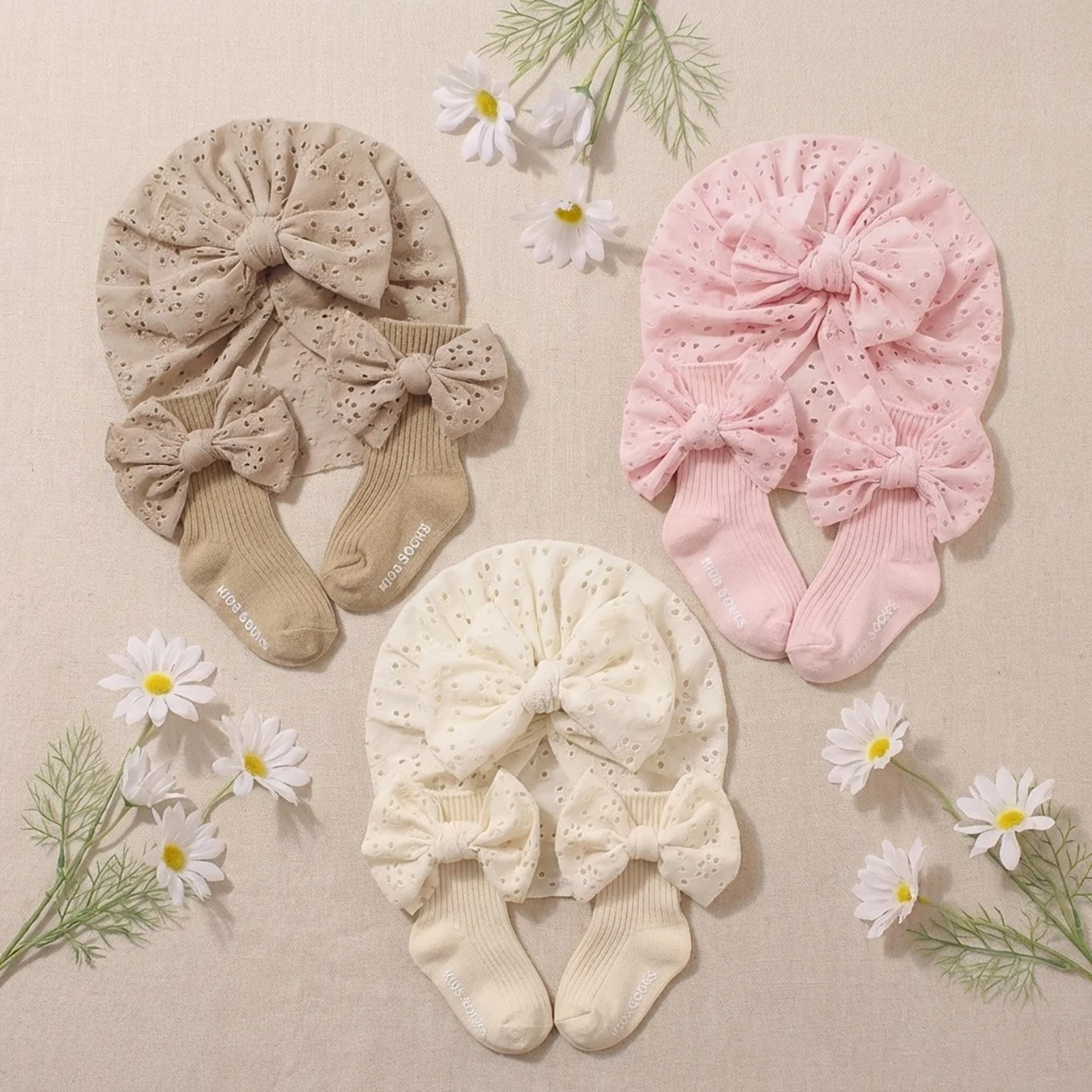 First Birthday Gift Set Solid Color Bow Turban Cap Anti-slip Infant Socks Hollow Breathable Summer Baby Bandana Headscarf Hat
First Birthday Gift Set Solid Color Bow Turban Cap Anti-slip Infant Socks Hollow Breathable Summer Baby Bandana Headscarf Hat