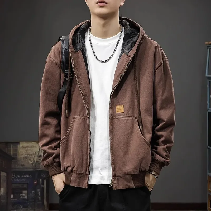 Мужская повседневная куртка с капюшоном на молнии и карманами, свободная посадка, весенне-осенняя одежда, однотонный вязаный дизайн
Мужская повседневная куртка с капюшоном на молнии и карманами, свободная посадка, весенне-осенняя одежда, однотонный вязаный дизайн