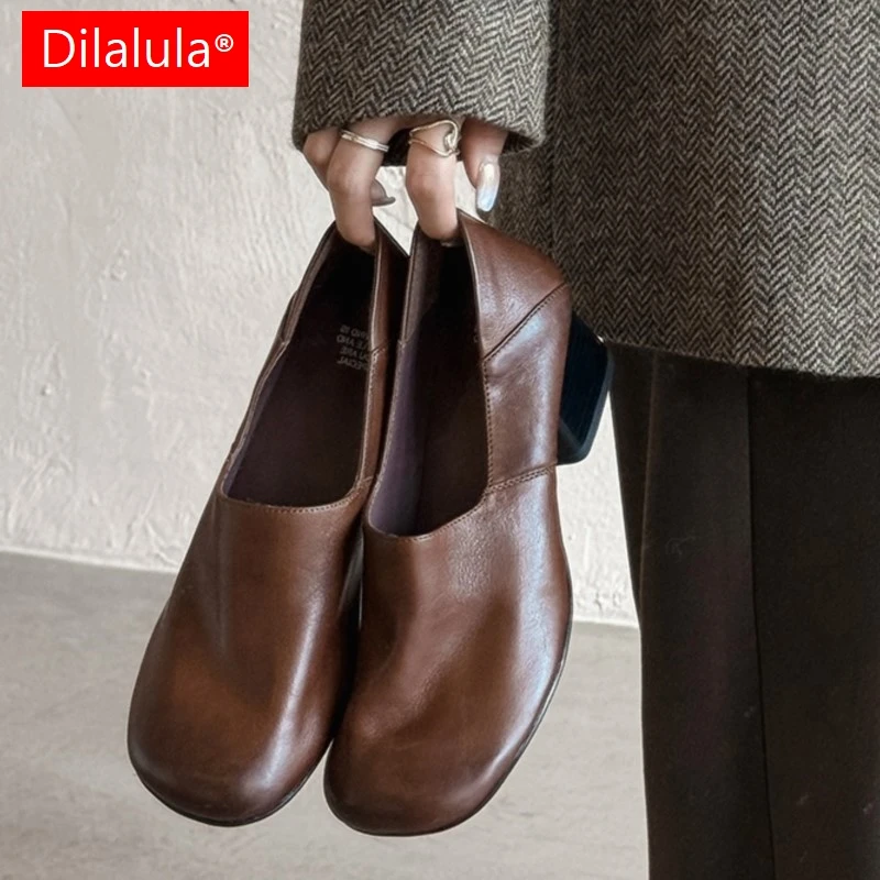 Dilalula 2025 Natural Leather Soft Upper Pumps Women Round Toe Med Thick Heels Comfort Retro Pumps Female Career Leather Shoes
Dilalula 2025 Natural Leather Soft Upper Pumps Women Round Toe Med Thick Heels Comfort Retro Pumps Female Career Leather Shoes