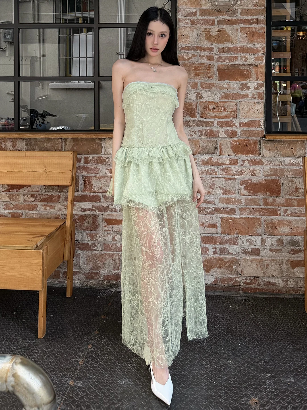 Sisjuly Sparkling Lace Patchwork See-through Slim-fit Tube Dress Women's Elegant Style Polyester Nylon Summer Dress
Sisjuly Sparkling Lace Patchwork See-through Slim-fit Tube Dress Women's Elegant Style Polyester Nylon Summer Dress