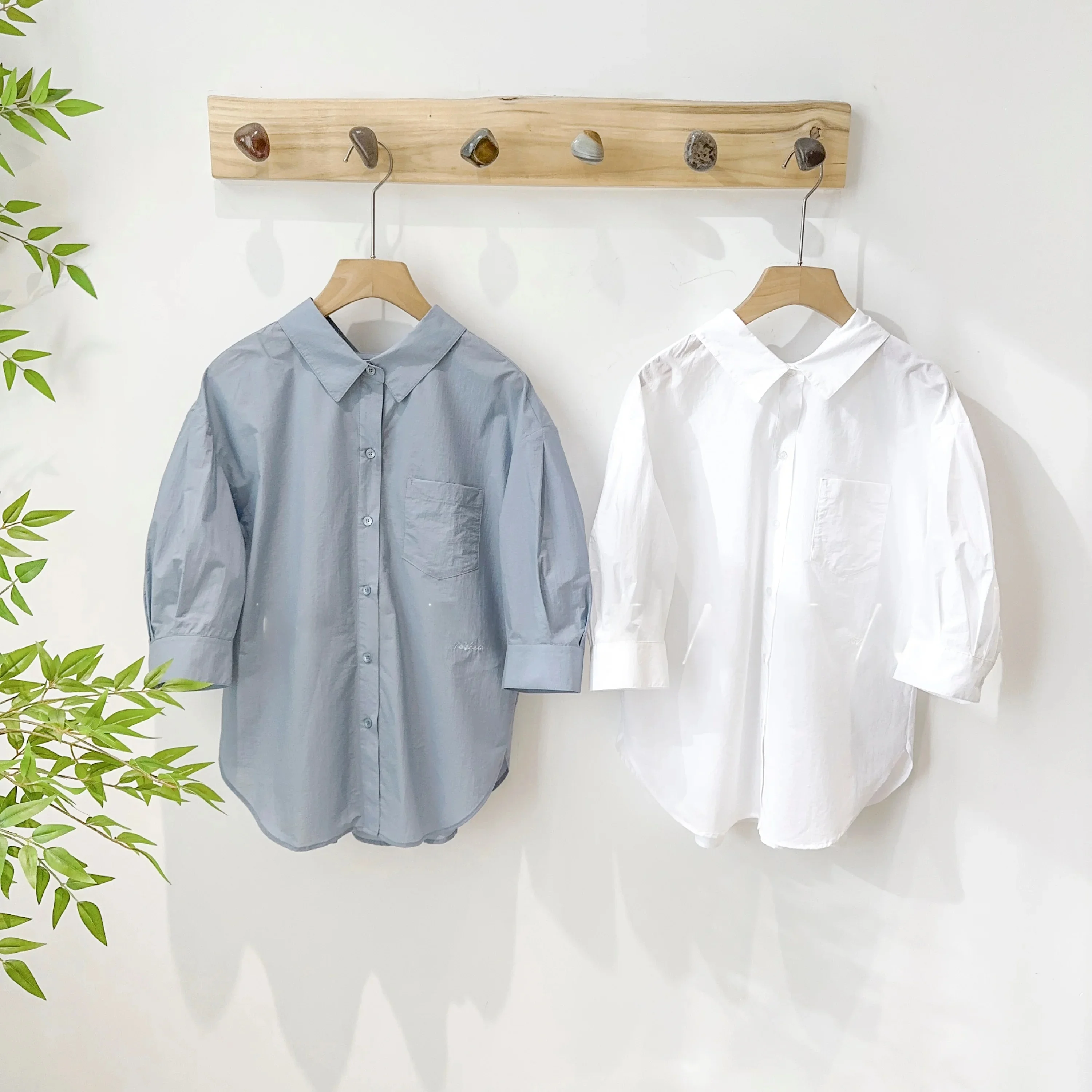 Mimifafa ZC Pure Original 26 New Early Spring And Versatile Embroidered Bud Sleeve Turn-down Collar Shirt for Women
Mimifafa ZC Pure Original 26 New Early Spring And Versatile Embroidered Bud Sleeve Turn-down Collar Shirt for Women