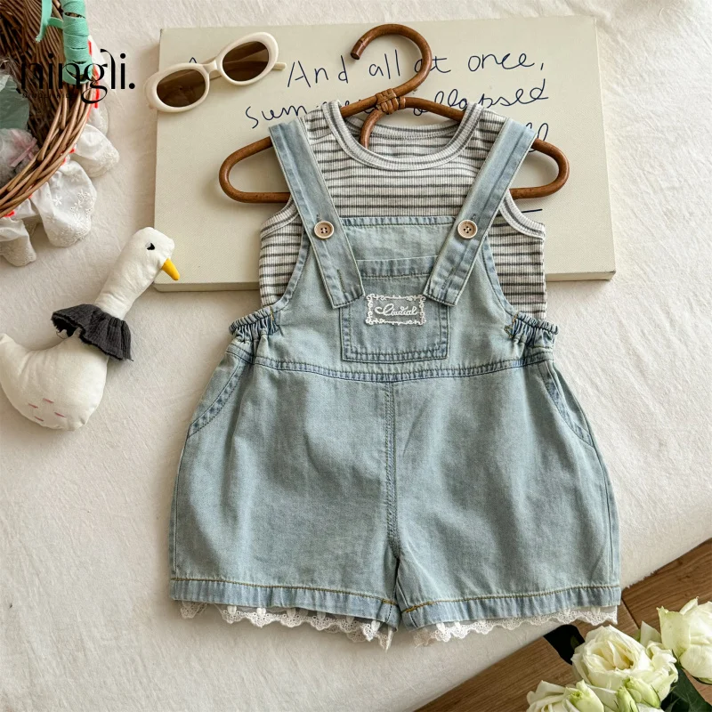 Korean Children's Clothing Girls' Summer Lace Denim Skirt Overalls Striped Vest Stylish Set Trendy Style
Korean Children's Clothing Girls' Summer Lace Denim Skirt Overalls Striped Vest Stylish Set Trendy Style