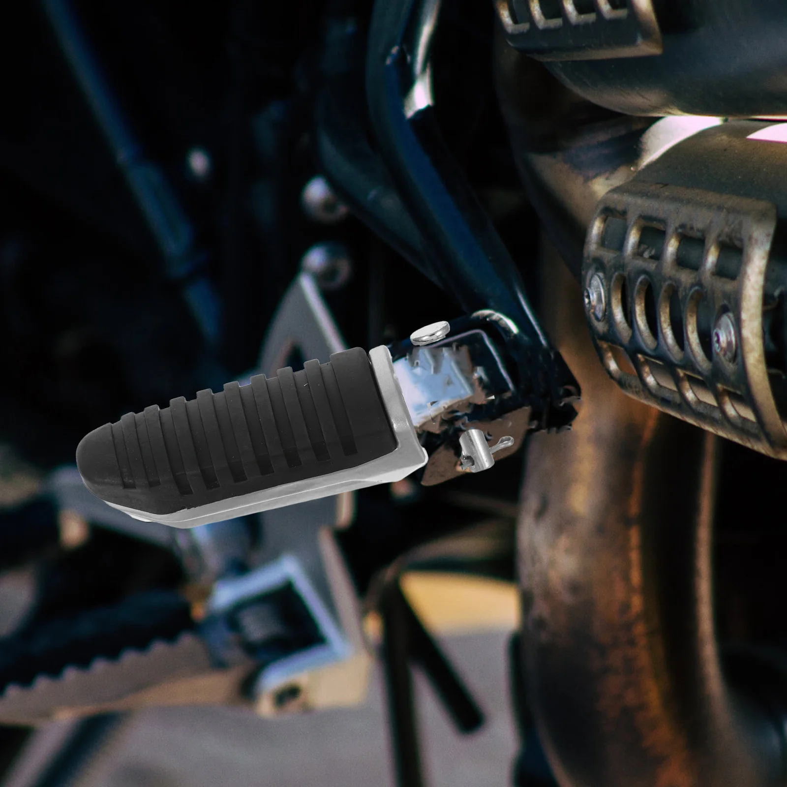 1 Pair Motorcycle Foot Pegs Aluminum Rubber Anti Slip Universal Fit For Electric Scooters Motorbikes Comfortable Durable
1 Pair Motorcycle Foot Pegs Aluminum Rubber Anti Slip Universal Fit For Electric Scooters Motorbikes Comfortable Durable