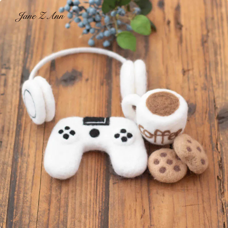 Фетр ручной работы, набор реквизитов для детской фотографии, теннис, кофейный хлеб, наушники, игры, аксессуары для фотосессии новорожденных, креативная сцена, праздник
Фетр ручной работы, набор реквизитов для детской фотографии, теннис, кофейный хлеб, наушники, игры, аксессуары для фотосессии новорожденных, креативная сцена, праздник