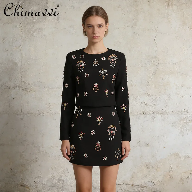 French Elegant Diamond Beaded Round Neck Long Sleeve Short Tops High Waist Slim Mini Skirt Two-Piece Set for Women Spring 2026
French Elegant Diamond Beaded Round Neck Long Sleeve Short Tops High Waist Slim Mini Skirt Two-Piece Set for Women Spring 2026