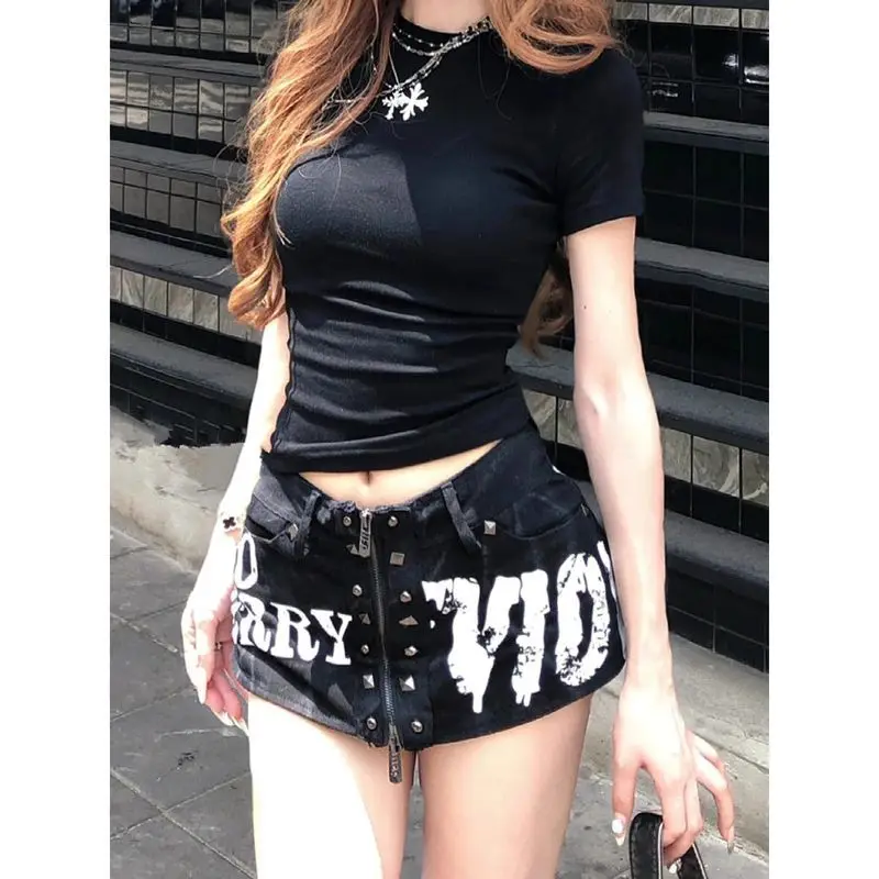 Y2K Black Denim Mini Skirt, Letter Print Rivet Zip Front Low Waist Micro Skirt for Women
Y2K Black Denim Mini Skirt, Letter Print Rivet Zip Front Low Waist Micro Skirt for Women