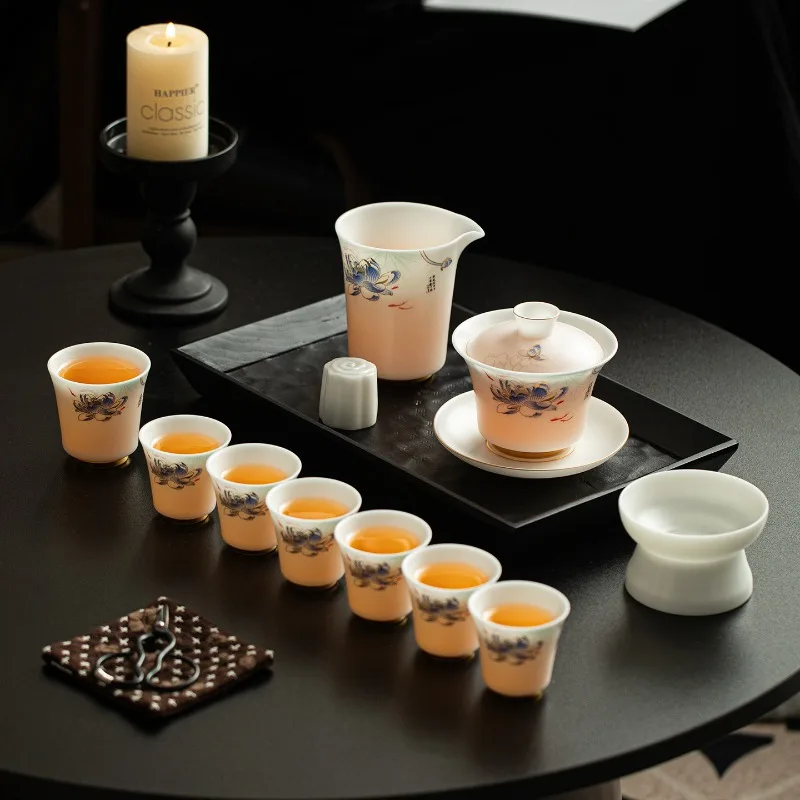 Light luxury ice kind soothing suet jade porcelain kung fu tea set, a complete set of gift box sets
Light luxury ice kind soothing suet jade porcelain kung fu tea set, a complete set of gift box sets