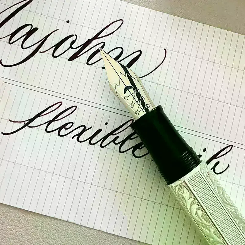 For MAJOHN P136 P137 P138 P139 No.6 Flexible Nib Grip Section Copperplate Calligraphy ES ER Round Body Fountain Pen Nib
For MAJOHN P136 P137 P138 P139 No.6 Flexible Nib Grip Section Copperplate Calligraphy ES ER Round Body Fountain Pen Nib
