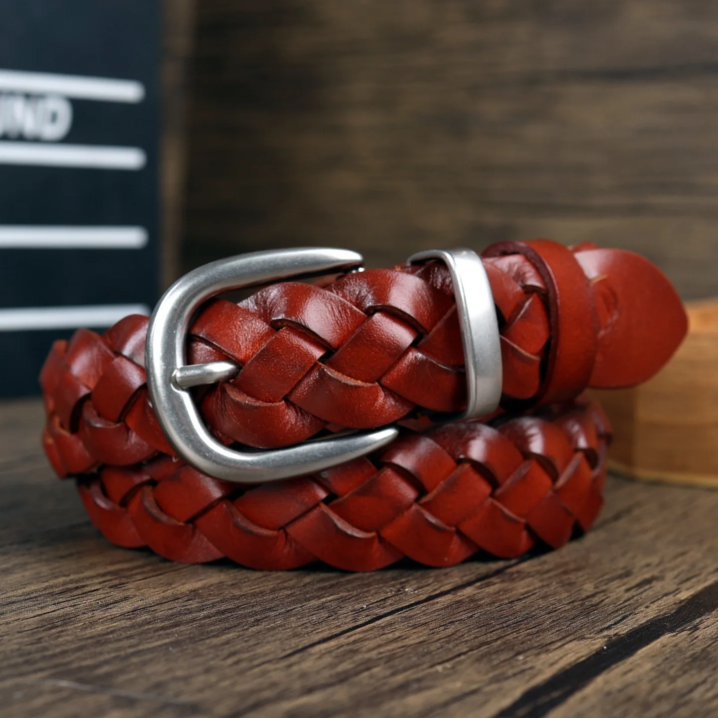 2.8cm Women's Woven Waistband Decorative Jeans Trendy Belt Woman Pure Handmade Vintage Genuine Leather Woven Belts
2.8cm Women's Woven Waistband Decorative Jeans Trendy Belt Woman Pure Handmade Vintage Genuine Leather Woven Belts