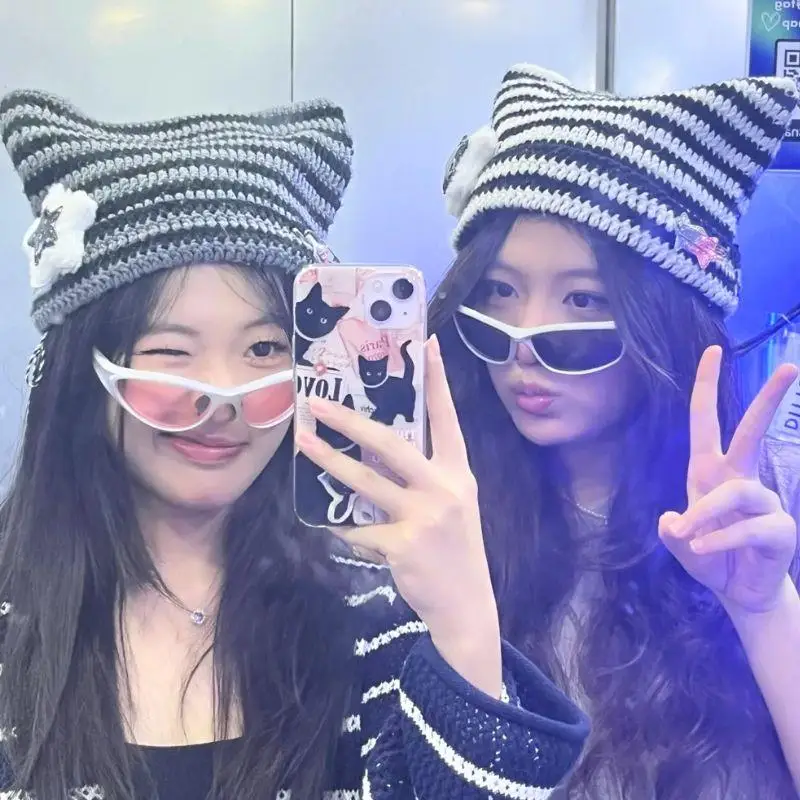 Y2K Bean Hat Ear Stripe Knitted Hip Hop Crochet Cute Cat Ear Tip Hoodie Hat Winter Wool Cap Beanie Hat Crochet Bucket Cap
Y2K Bean Hat Ear Stripe Knitted Hip Hop Crochet Cute Cat Ear Tip Hoodie Hat Winter Wool Cap Beanie Hat Crochet Bucket Cap