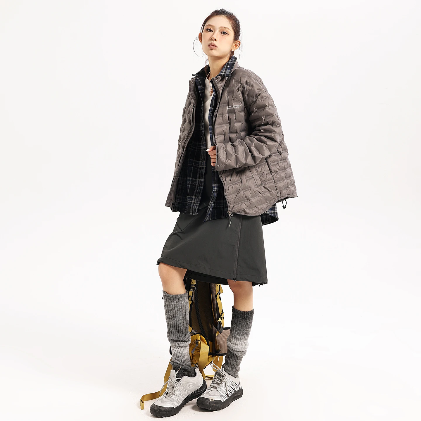 Outdoor Short Thickened Stand Collar Women's down Jacket Winter Warm Shirt Two Piece Set Nylon Fabric City Casual Style
Outdoor Short Thickened Stand Collar Women's down Jacket Winter Warm Shirt Two Piece Set Nylon Fabric City Casual Style