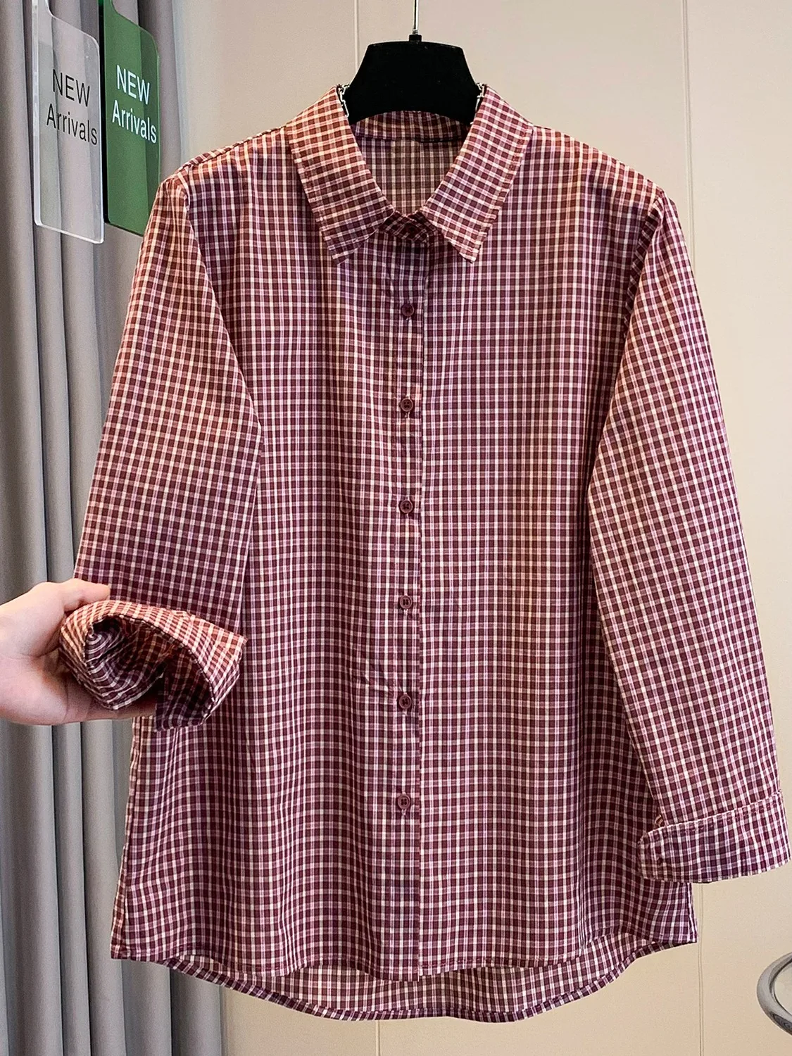 Loose Fit Pure Cotton Long Sve irt Korean Sle Casual Red Plaid Women's Spring Outerwear Big Size Anti-Aging Cardigan
Loose Fit Pure Cotton Long Sve irt Korean Sle Casual Red Plaid Women's Spring Outerwear Big Size Anti-Aging Cardigan