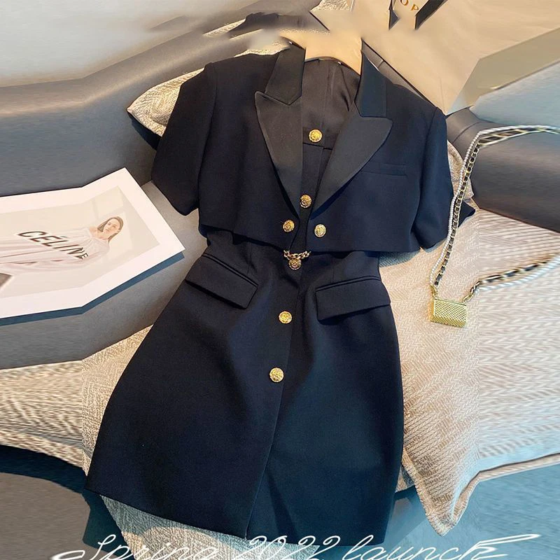 Dress women's summer 2024 new suit collar short coat black temperament slim suspender suit skirt two-piece suit
Dress women's summer 2024 new suit collar short coat black temperament slim suspender suit skirt two-piece suit