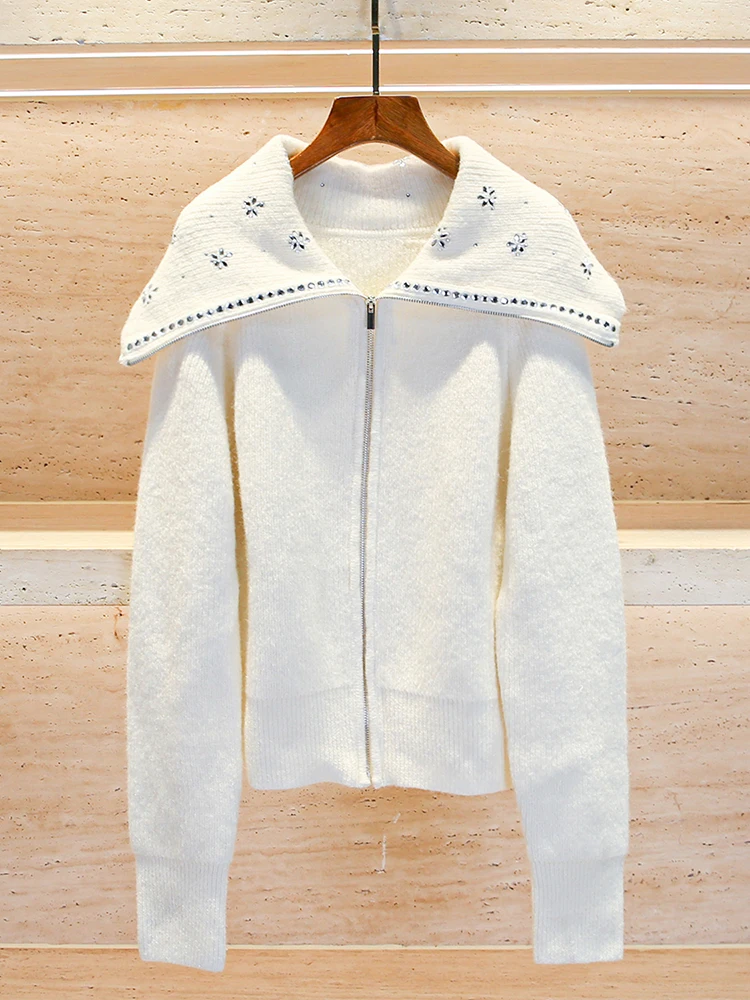 MIGII High-End Winter Navy Collar Knitted Sweater Coat Women's Faion College Sle Commute Simple Regular Diamond Embellied
MIGII High-End Winter Navy Collar Knitted Sweater Coat Women's Faion College Sle Commute Simple Regular Diamond Embellied