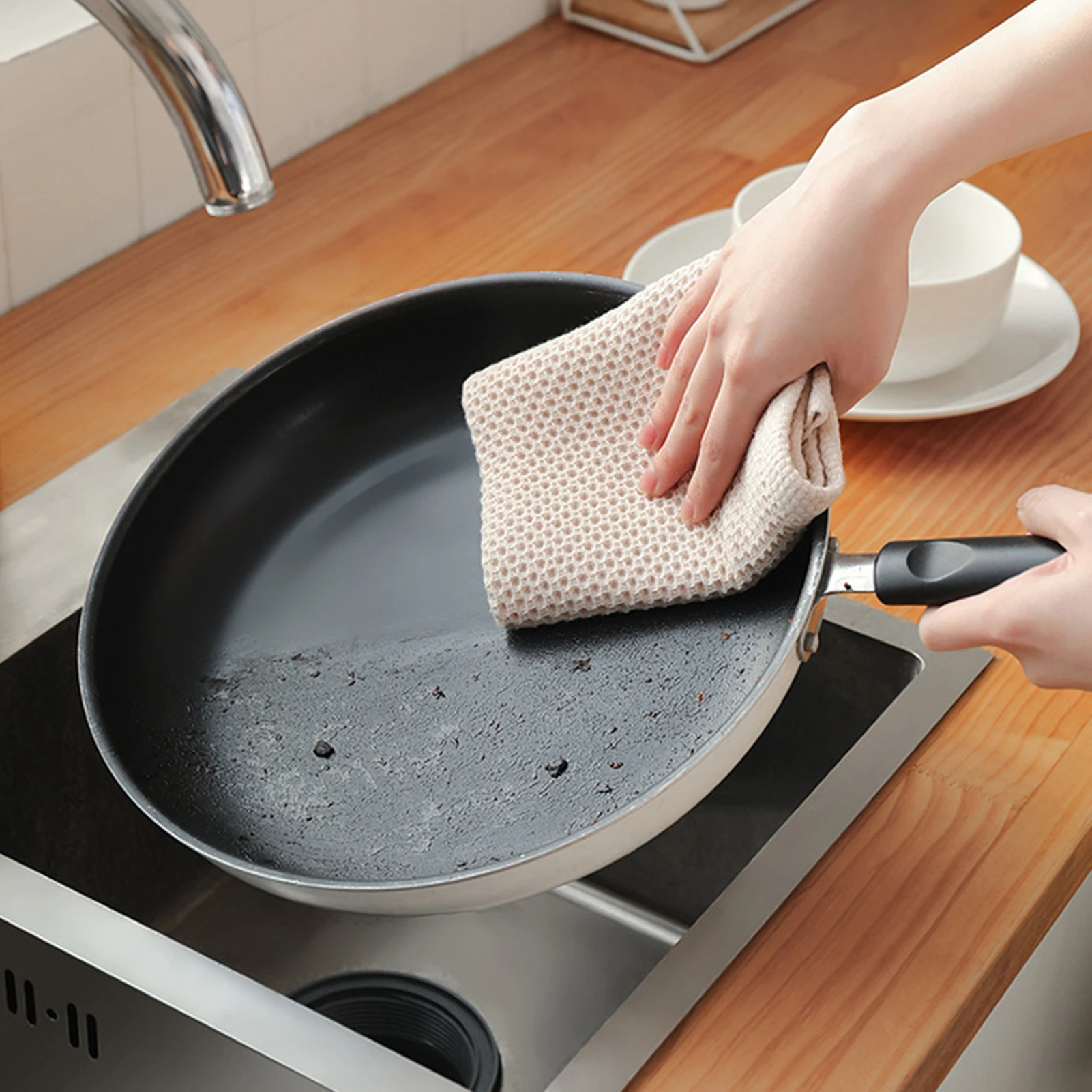 Kitchen Absorbent Cloth Honeycomb Shaped Cleaning Cloth For Kitchen Living Room Cleaning Multifunction Cleaning Cloth 1/3pcs
Kitchen Absorbent Cloth Honeycomb Shaped Cleaning Cloth For Kitchen Living Room Cleaning Multifunction Cleaning Cloth 1/3pcs