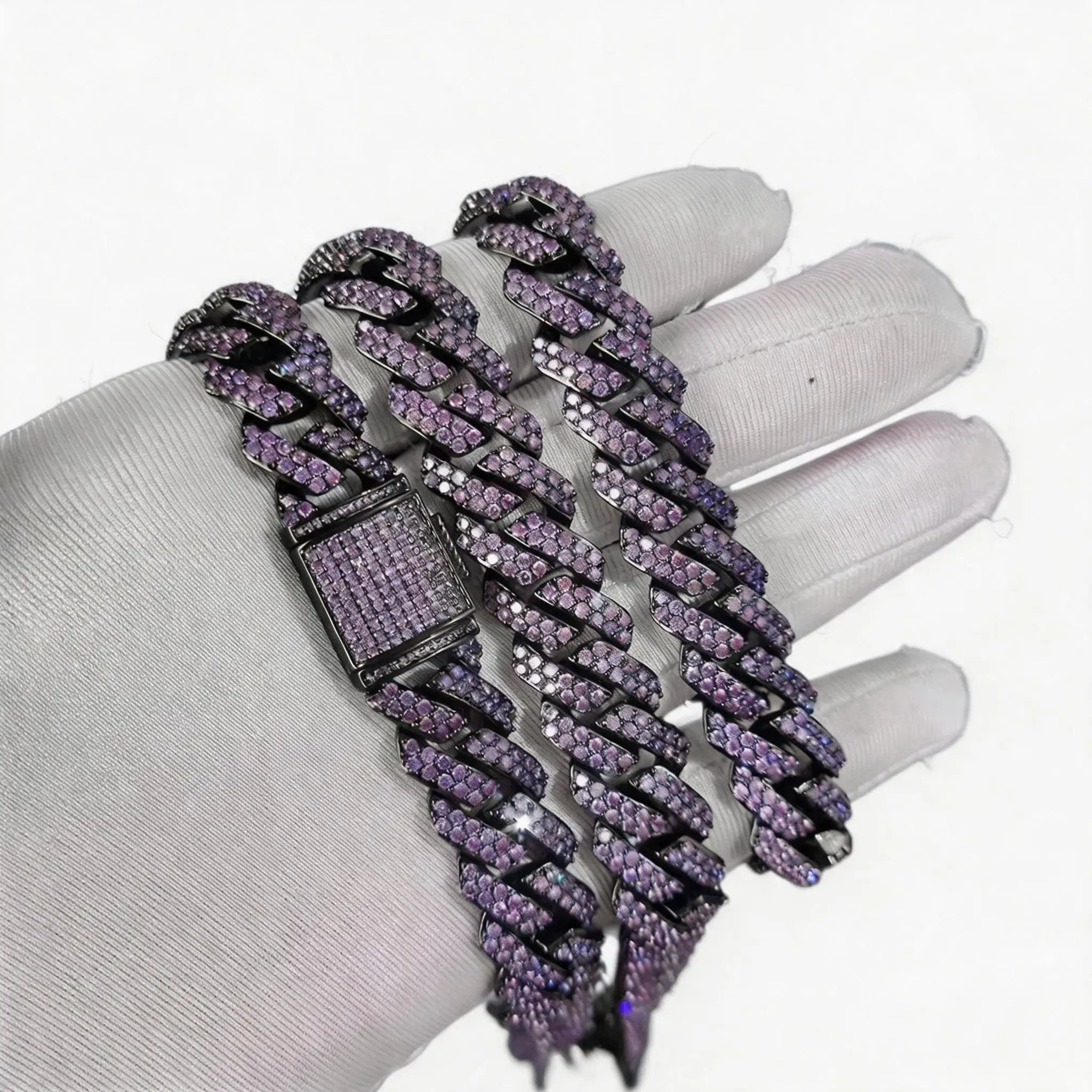 Miami Cuban Link Chain 15mm Iced Out Purple Plated CZ Hip Hop Necklace for Men Bling Jewelry
Miami Cuban Link Chain 15mm Iced Out Purple Plated CZ Hip Hop Necklace for Men Bling Jewelry