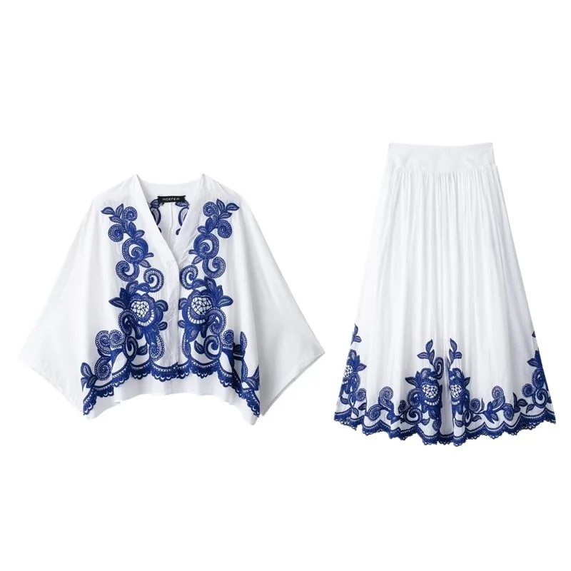 Summer 2024 Women's Faionable Versatile Embroidered irt High Waist Skirt Color Blo Design Casual Chic Outfit Set
Summer 2024 Women's Faionable Versatile Embroidered irt High Waist Skirt Color Blo Design Casual Chic Outfit Set