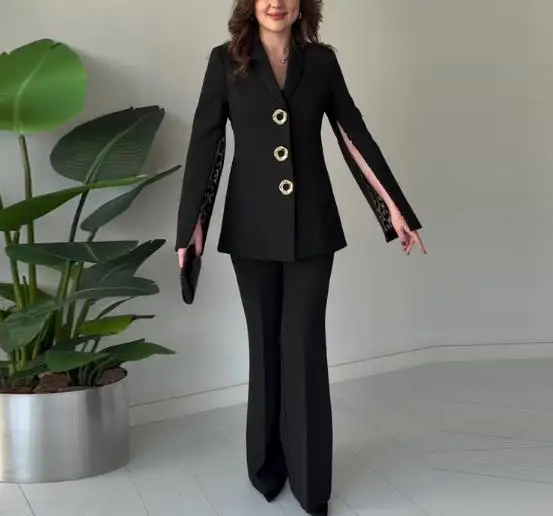 2025 Winter New Women's Clothing Style Split Long Sleeve Slimming Black Two Piece Set
2025 Winter New Women's Clothing Style Split Long Sleeve Slimming Black Two Piece Set