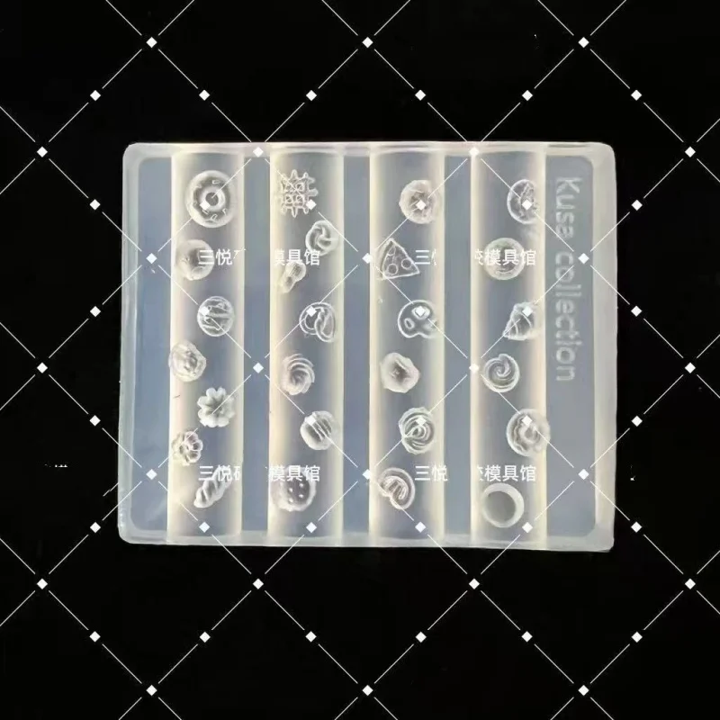 1pc Bread and dessert mold Goldfish Lily Button 3D Acrylic Mold Nail Art DIY Silicone Nail Art Templates Nails Mold
1pc Bread and dessert mold Goldfish Lily Button 3D Acrylic Mold Nail Art DIY Silicone Nail Art Templates Nails Mold