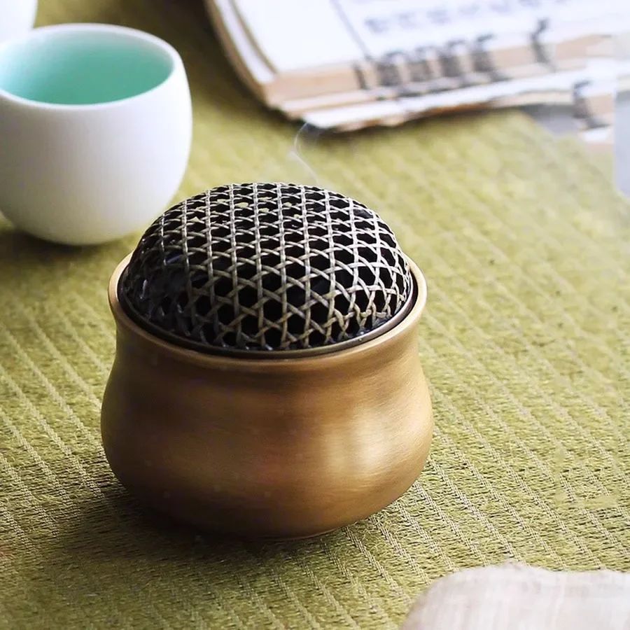 Copper Incense Burner Ornament Decoration Buddhist Oriental Incense Burner Vintage Chinese Portable Round Gold Encens Home Decor
Copper Incense Burner Ornament Decoration Buddhist Oriental Incense Burner Vintage Chinese Portable Round Gold Encens Home Decor