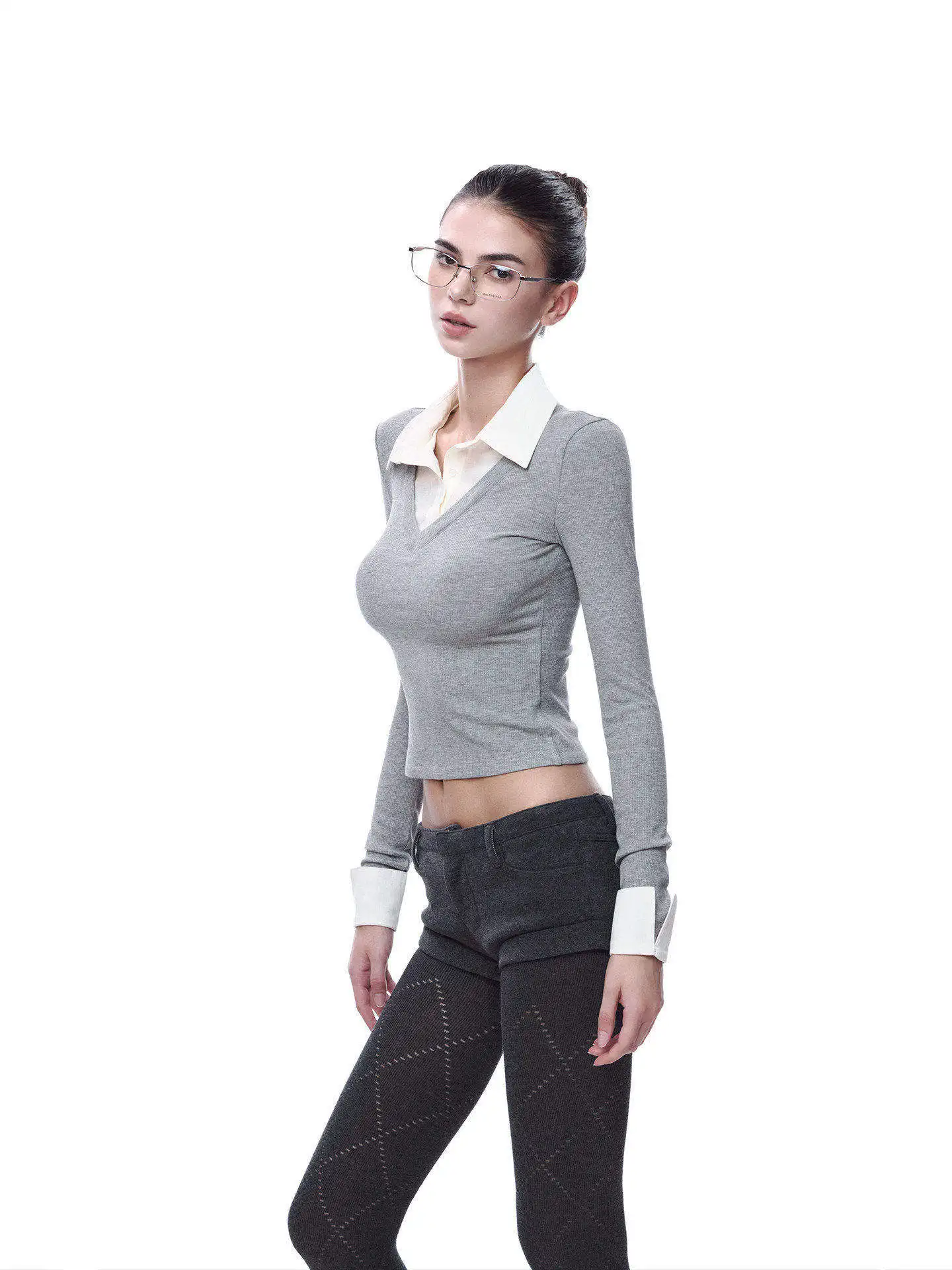 Женская трикотажная футболка JLAUNT с длинным рукавом, имитация двухслойности, облегающая, для весны и осени, в американском стиле Hot Girl
Женская трикотажная футболка JLAUNT с длинным рукавом, имитация двухслойности, облегающая, для весны и осени, в американском стиле Hot Girl