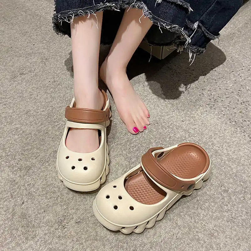 Легкие женские осенние кроссовки на пружинах, вулканизированные, спортивные, самые продаваемые, комфортные, импортные.
Легкие женские осенние кроссовки на пружинах, вулканизированные, спортивные, самые продаваемые, комфортные, импортные.