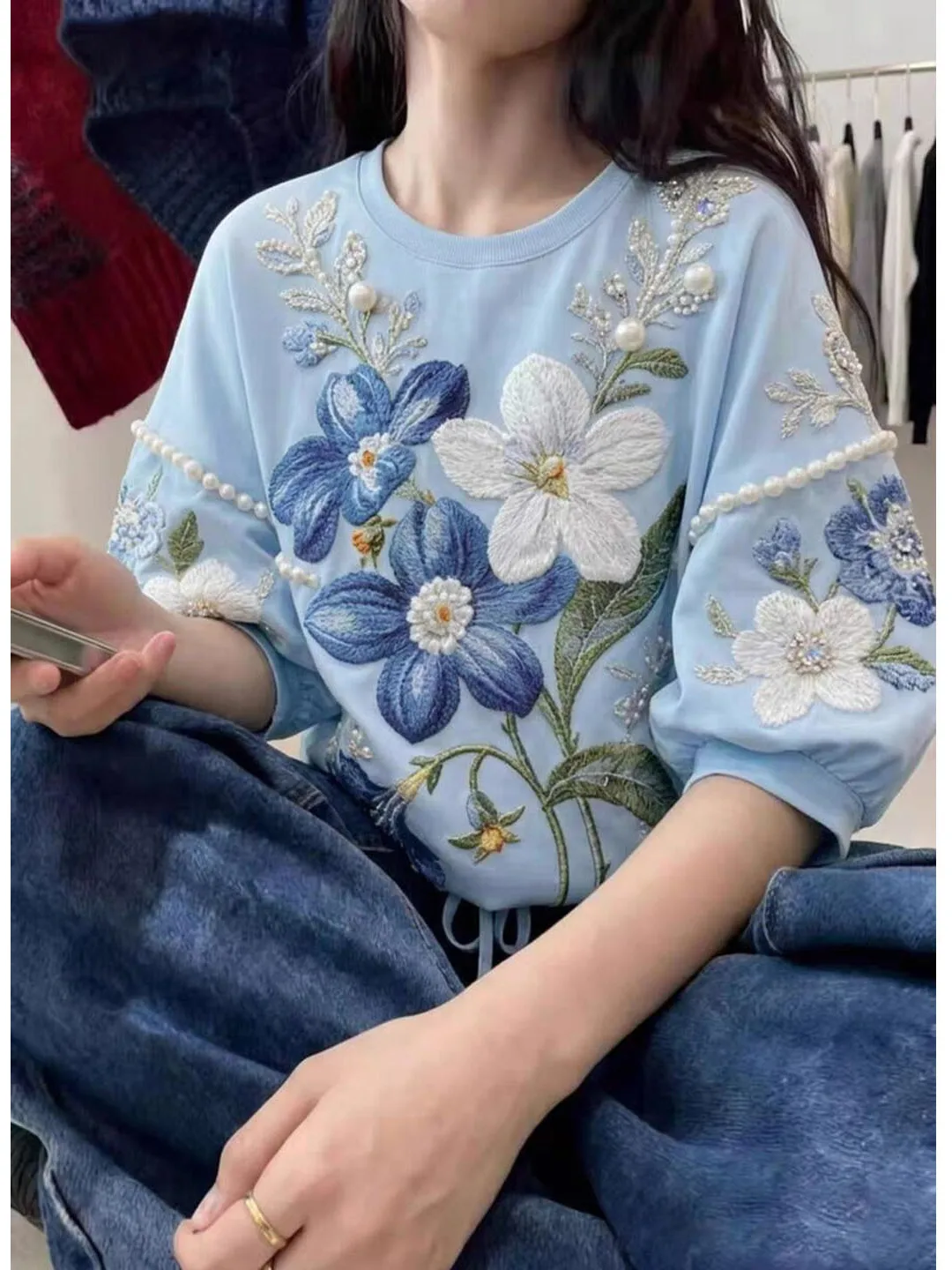 Elegant Summer 2026 Women's T-shirt Glitter Print Embellished Fashionable Top Korean Style Loose Fit Creative Pattern
Elegant Summer 2026 Women's T-shirt Glitter Print Embellished Fashionable Top Korean Style Loose Fit Creative Pattern