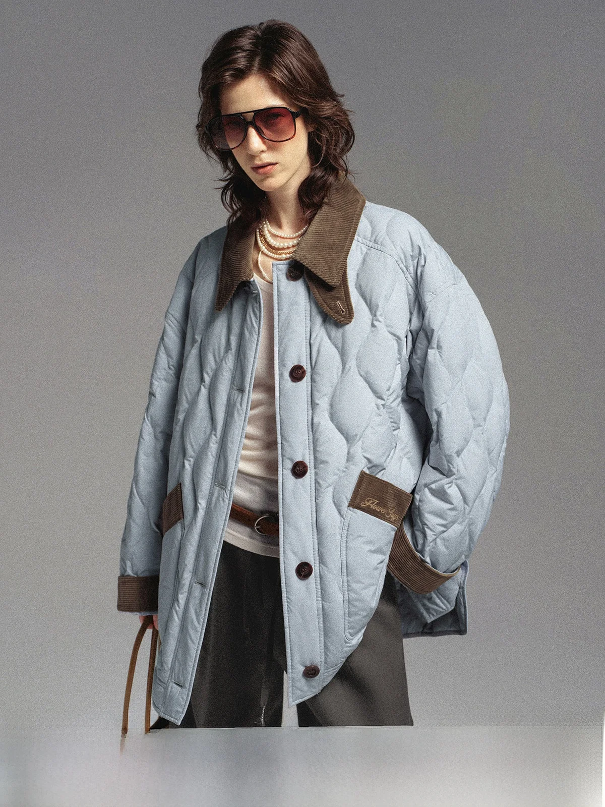 Пуховик Flowery Soft Silken Blossom Vintage Gourd Quilted Jaet Corduroy Patchwork Sve down Coat Ele Fene Sle
Пуховик Flowery Soft Silken Blossom Vintage Gourd Quilted Jaet Corduroy Patchwork Sve down Coat Ele Fene Sle