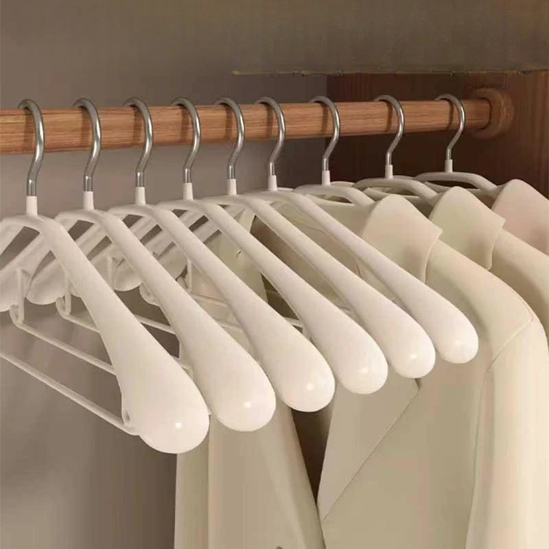 Coat hanger non-marking anti-shoulder corner household hanging clothes drying anti-skid wardrobe clothes support hanger wide 
Coat hanger non-marking anti-shoulder corner household hanging clothes drying anti-skid wardrobe clothes support hanger wide