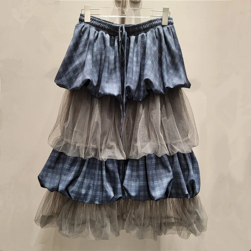 Spring and Autumn New Niche Personality Sweet Girl Mesh Stitching Design Midi Skirt Cake Dress
Spring and Autumn New Niche Personality Sweet Girl Mesh Stitching Design Midi Skirt Cake Dress