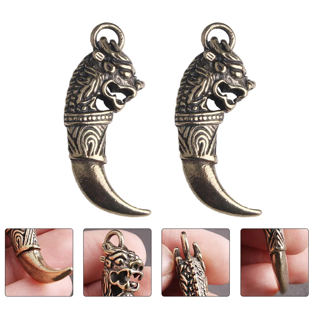 2pcs Keychain Brass Creative Keychain Pendants DIY Decorative Jewelry All-Match Male Accessories Wolf Design Pendant 
2pcs Keychain Brass Creative Keychain Pendants DIY Decorative Jewelry All-Match Male Accessories Wolf Design Pendant