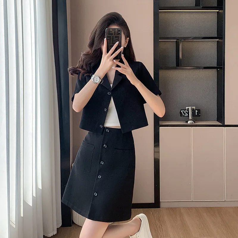 Women's Short-Sleeved Suit Jacket2024Spring and Summer New Fashionable Small Short-Sleeved Suit Skirt Two-Piece Suit
Women's Short-Sleeved Suit Jacket2024Spring and Summer New Fashionable Small Short-Sleeved Suit Skirt Two-Piece Suit