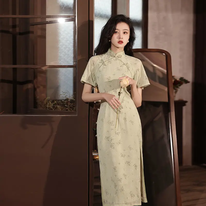 Lady Elegant Green Dresses Chinese Style Retro Slim Qipao Vintage Woman Cheongsam Sexy Casual Mini Dress Vestidos
Lady Elegant Green Dresses Chinese Style Retro Slim Qipao Vintage Woman Cheongsam Sexy Casual Mini Dress Vestidos