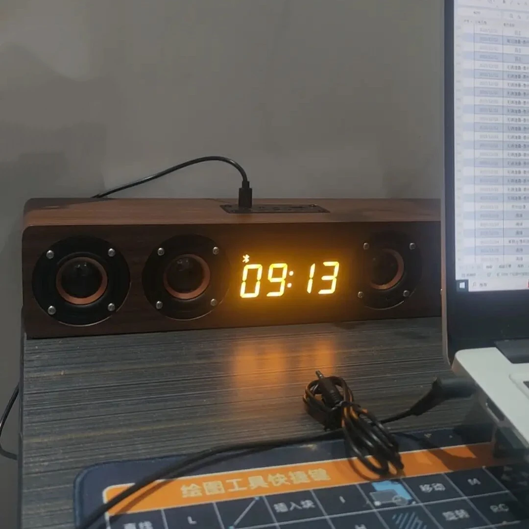 Динамик HiFi Sound Bluetooth 5.0 с большим светодиодным дисплеем, многофункциональный беспроводной динамик с громкой связью/будильником для спальни
Динамик HiFi Sound Bluetooth 5.0 с большим светодиодным дисплеем, многофункциональный беспроводной динамик с громкой связью/будильником для спальни
