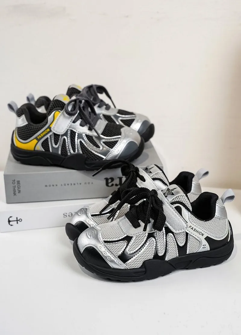 2026 Spring and Autumn Hot Breathable and Comfortable BOY Children's Sports Shoes Daily Casual Shoes Space Silver Mesh Sneakers
2026 Spring and Autumn Hot Breathable and Comfortable BOY Children's Sports Shoes Daily Casual Shoes Space Silver Mesh Sneakers