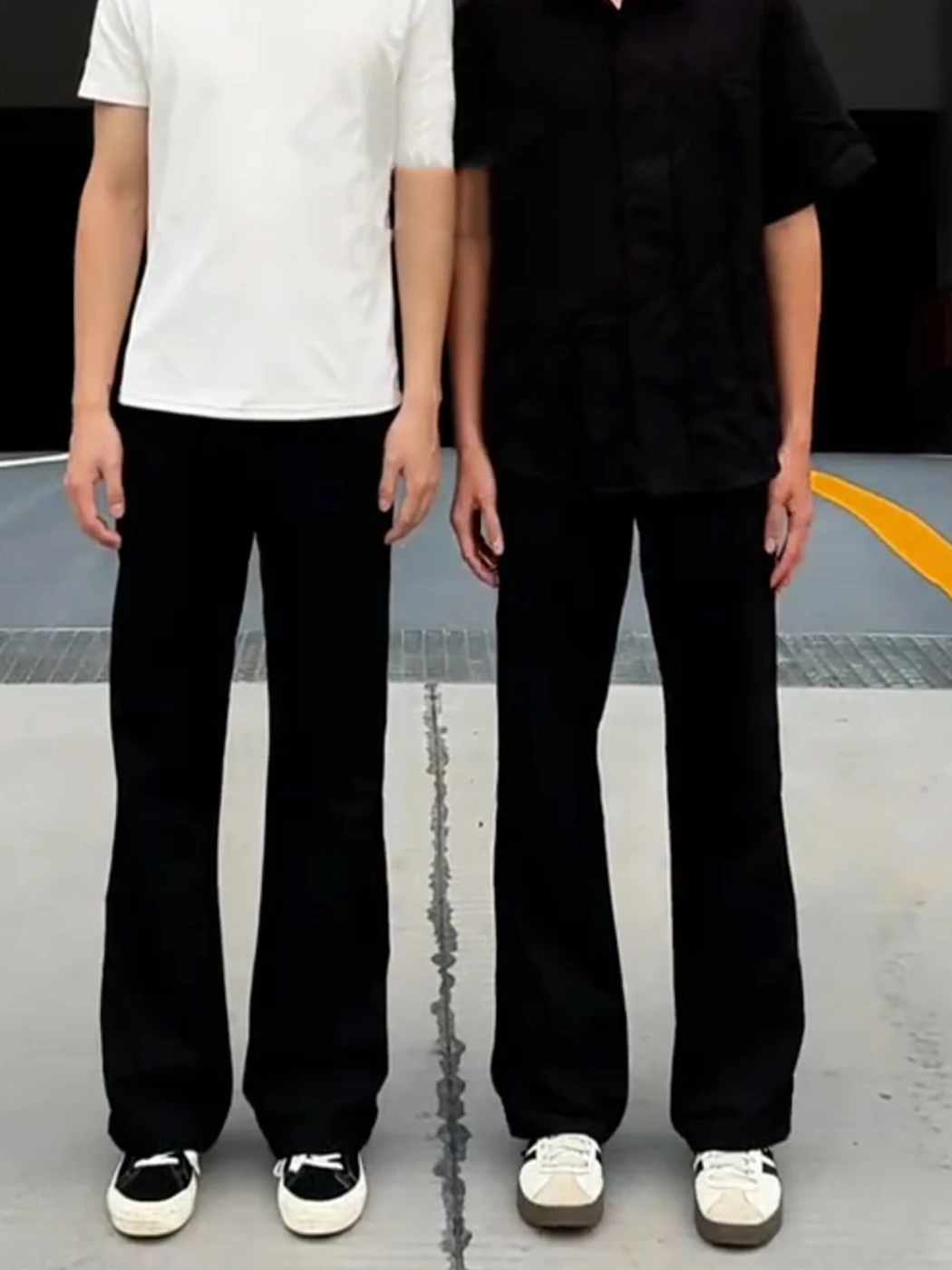 Cleanfit Bla Ice Silk Men's Summer Thin Breathable Casual Flared Straight Leg Pants Cool Feeling Lightweight Trousers
Cleanfit Bla Ice Silk Men's Summer Thin Breathable Casual Flared Straight Leg Pants Cool Feeling Lightweight Trousers