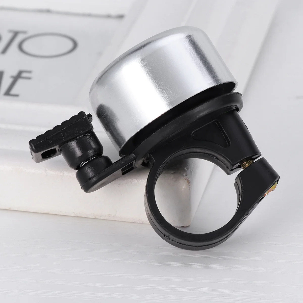 Mini Bike Bell White Size Bell Loud Clear Sound Safety Accessories for Bicycle Scooter Motorcycle Riding
Mini Bike Bell White Size Bell Loud Clear Sound Safety Accessories for Bicycle Scooter Motorcycle Riding