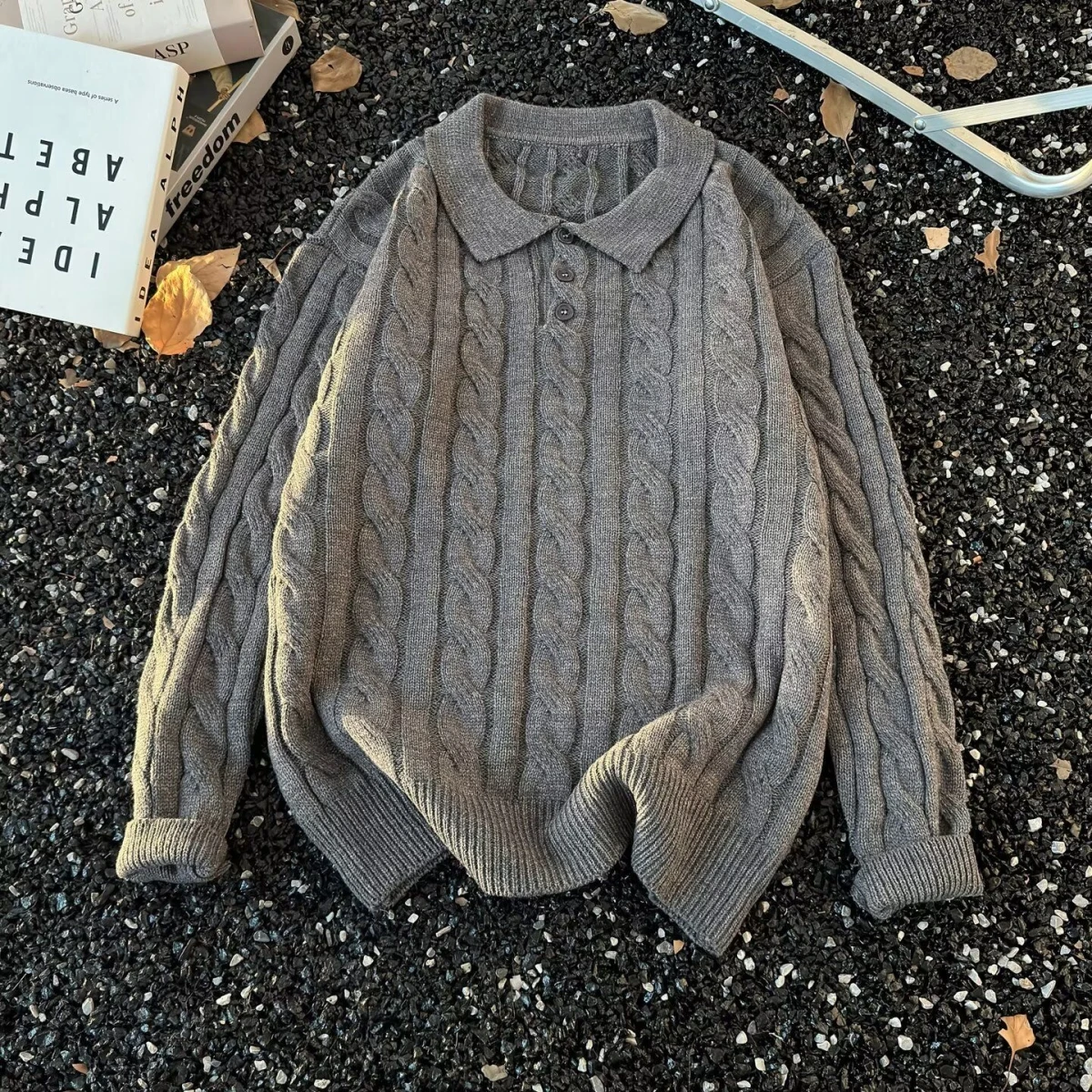 Простой вязаный свитер, повседневный однотонный трикотаж на осень-зиму, модный ленивый слэ, универсальный, удобный, качественный Po...
Простой вязаный свитер, повседневный однотонный трикотаж на осень-зиму, модный ленивый слэ, универсальный, удобный, качественный Po...