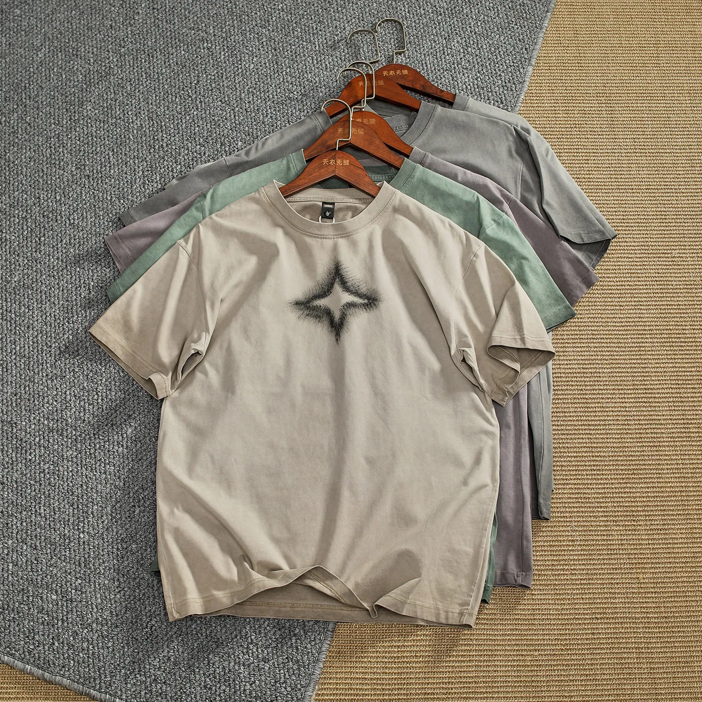 2026 Summer New American Retro Heavyweight Short-sleeved O-neck Double-sided Printed T-shirt Men's 100%Cotton Washed Casual Tops
2026 Summer New American Retro Heavyweight Short-sleeved O-neck Double-sided Printed T-shirt Men's 100%Cotton Washed Casual Tops