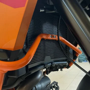 For 1050 Adventure 2015 2016 Motorcycle Accessories Radiator Grille Grill Guard Cover Oil Cooler Protector Parts 1050Adventure
For 1050 Adventure 2015 2016 Motorcycle Accessories Radiator Grille Grill Guard Cover Oil Cooler Protector Parts 1050Adventure