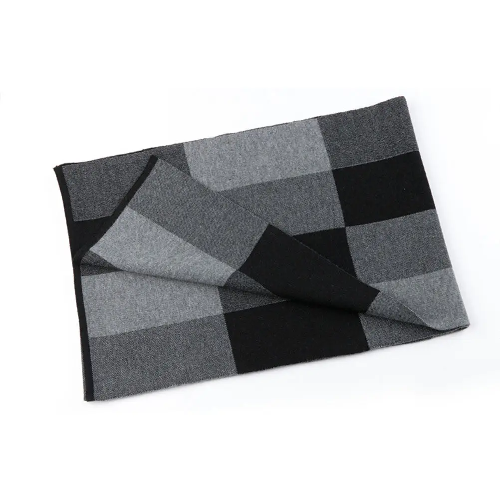 Men's Winter Scarf Large Size Plaid Design Soft Skin-Friendly Warm Neck Wrap Fashionable Outdoor Style Red Blue
Men's Winter Scarf Large Size Plaid Design Soft Skin-Friendly Warm Neck Wrap Fashionable Outdoor Style Red Blue