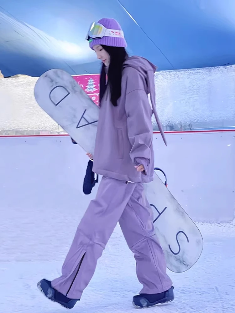 Фиолетовый комплект горнолыжной одежды для пар: теплый, с флисовой подкладкой, защита от холода, для снежных гор, мужской и женский, зимний термокостюм для северо-востока
Фиолетовый комплект горнолыжной одежды для пар: теплый, с флисовой подкладкой, защита от холода, для снежных гор, мужской и женский, зимний термокостюм для северо-востока