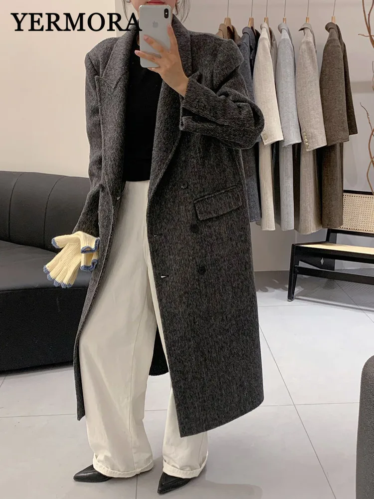 YERMORA Gray Button Breif Warm Woolen Coat For Women Lapel Long Sleeve Loose New Overcoat Fashion Tide Autumn Winter 2025
YERMORA Gray Button Breif Warm Woolen Coat For Women Lapel Long Sleeve Loose New Overcoat Fashion Tide Autumn Winter 2025