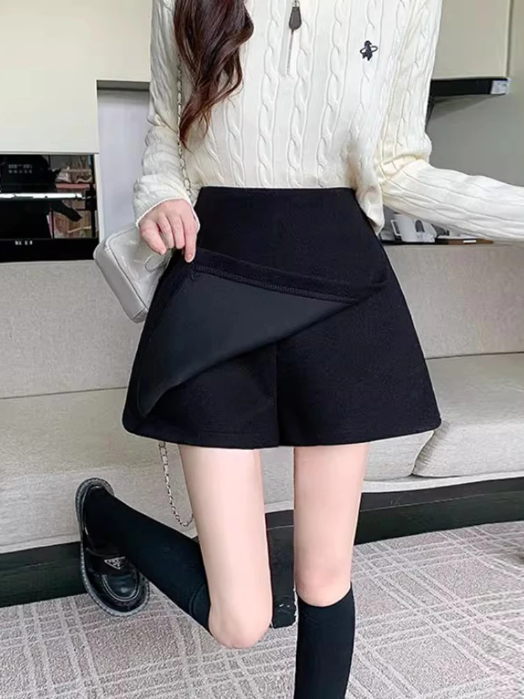 Elegant Asymmetric Black Woolen Skirt Women's Suiting plus Size Fashionable Korean Style Commute High Waist A-Line Skirt
Elegant Asymmetric Black Woolen Skirt Women's Suiting plus Size Fashionable Korean Style Commute High Waist A-Line Skirt