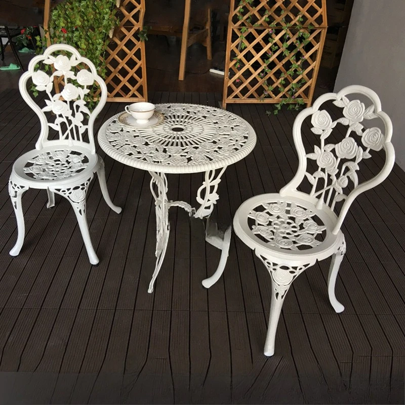 Outdoor cast aluminum tables and chairs balcony combination set European-style villa outdoor courtyard
Outdoor cast aluminum tables and chairs balcony combination set European-style villa outdoor courtyard