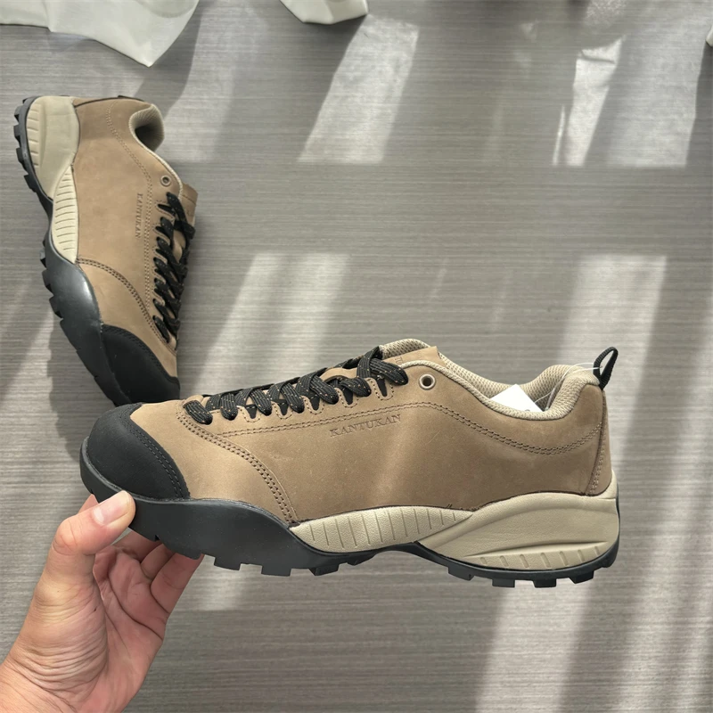 Autumn/Winter Men's Hiking Boots Comfortable and Versatile Unisex Hiking Boots Walking and Casual Footwear
Autumn/Winter Men's Hiking Boots Comfortable and Versatile Unisex Hiking Boots Walking and Casual Footwear