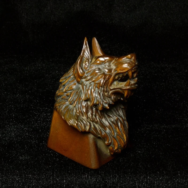 YIZHU CULTUER ART H 6 CM Chinese boxwood hand carved wolf head Animal statue desk decoration Gift collection
YIZHU CULTUER ART H 6 CM Chinese boxwood hand carved wolf head Animal statue desk decoration Gift collection