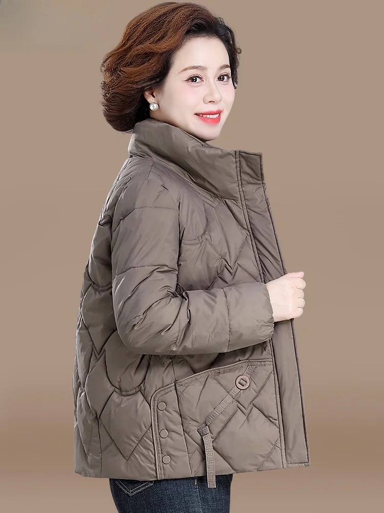 Утепленная хлопковая куртка для женщин: зимнее модное пальто свободного кроя больших размеров для невысоких мам, с воротником и застежкой-молнией
Утепленная хлопковая куртка для женщин: зимнее модное пальто свободного кроя больших размеров для невысоких мам, с воротником и застежкой-молнией